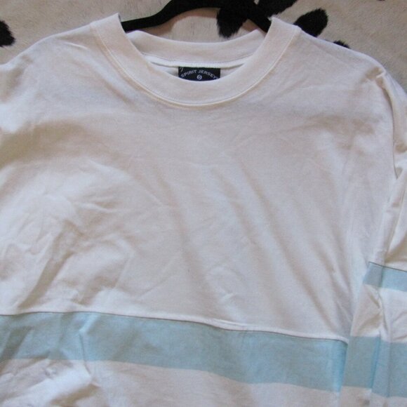 SPIRIT JERSEY UNISEX LONG SLEEVE ROUND NECK TSHIRT NWT - Picture 2 of 4